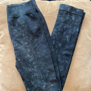 ~Fit 2 Go~ Blue Seamed Legging